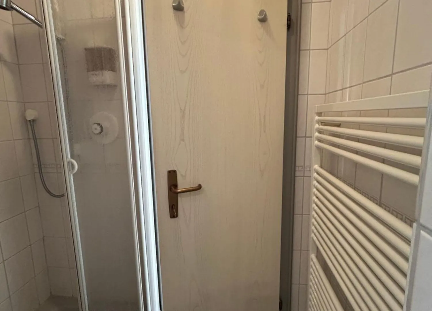 Alpenblickwohnung mit Garten-Terrasse -Eigener Eingang Kirchdorf im Wald 0*,