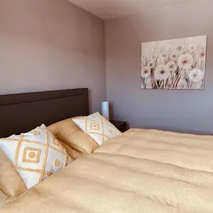 Elfi Apartment